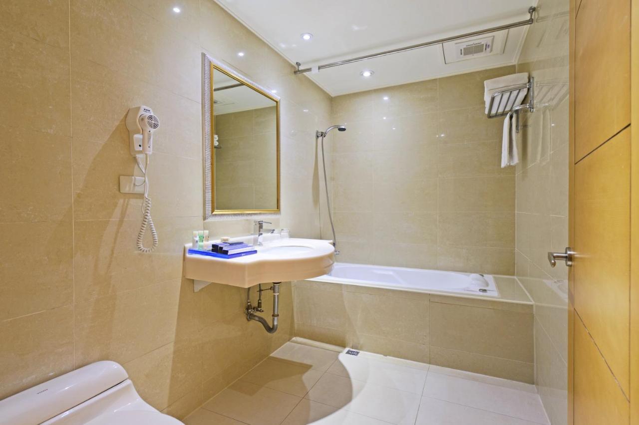 K Hotel Csilung Kültér fotó